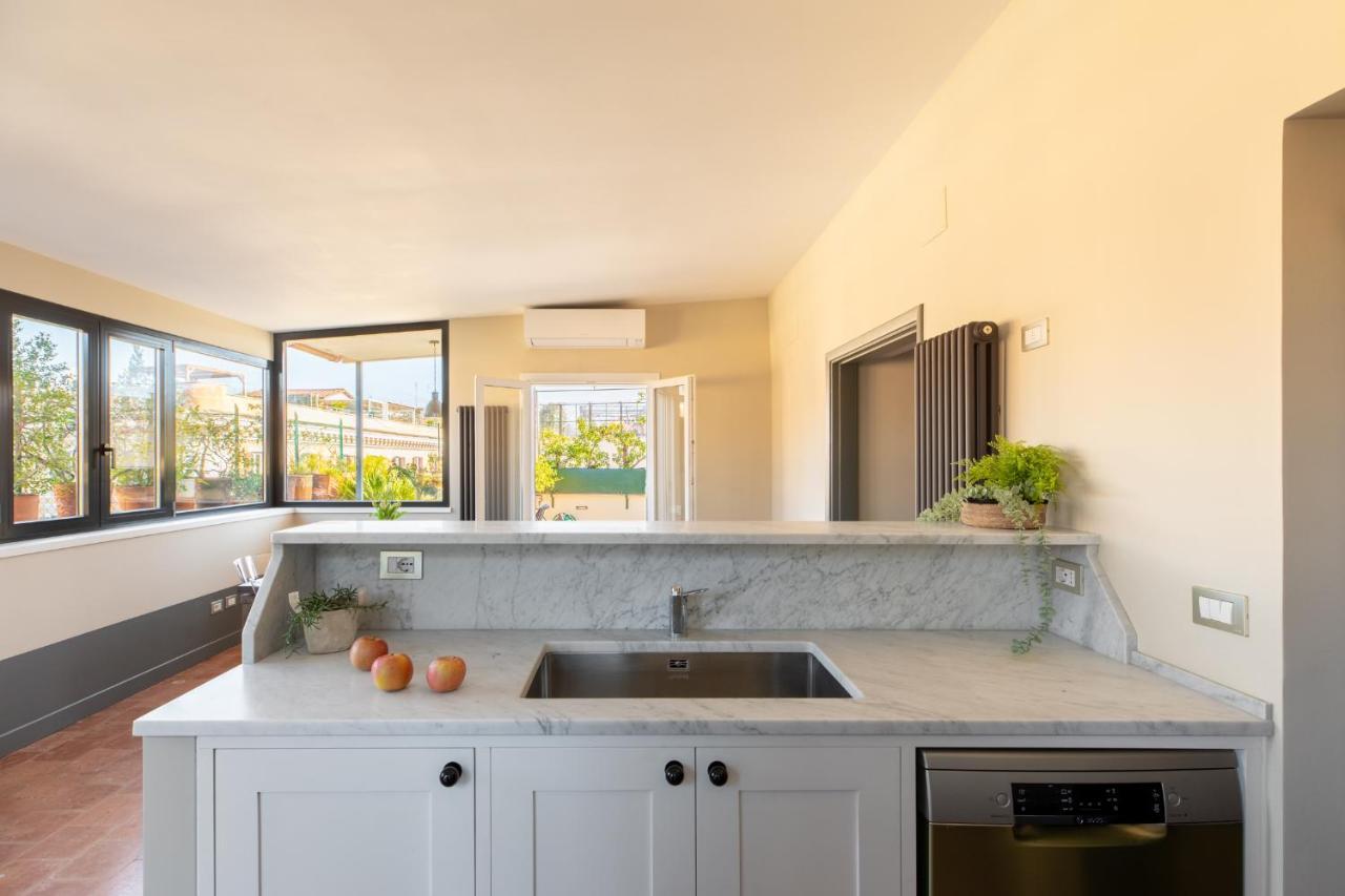 Iflat Magical Flat By The Tiber Apartment Rome Exterior photo